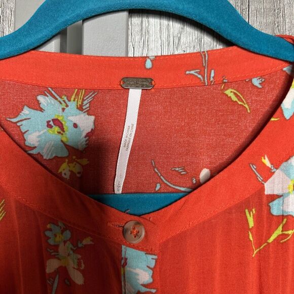 Free People Button Up Dress Red Color Floral Print Smocked Waist Sleeveless Sz L - Picture 4 of 11